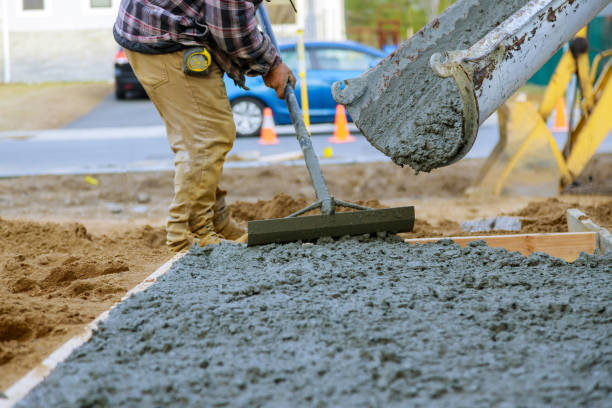 Best Concrete Flooring Contractor  in University Center, VA